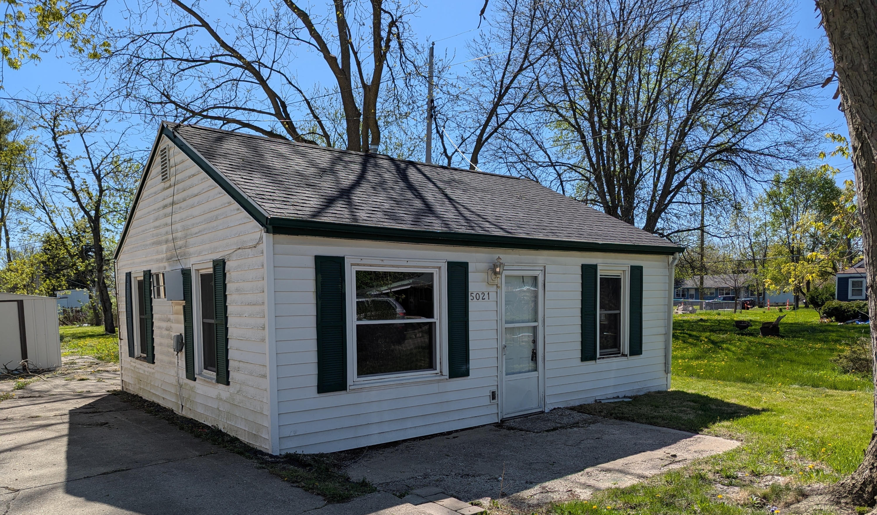 Property main image